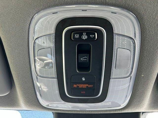 Hyundai Elantra  2022