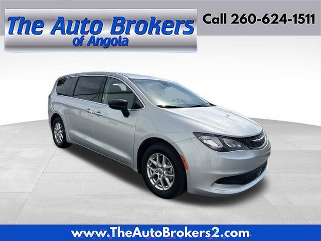 2024 Chrysler Voyager LX
