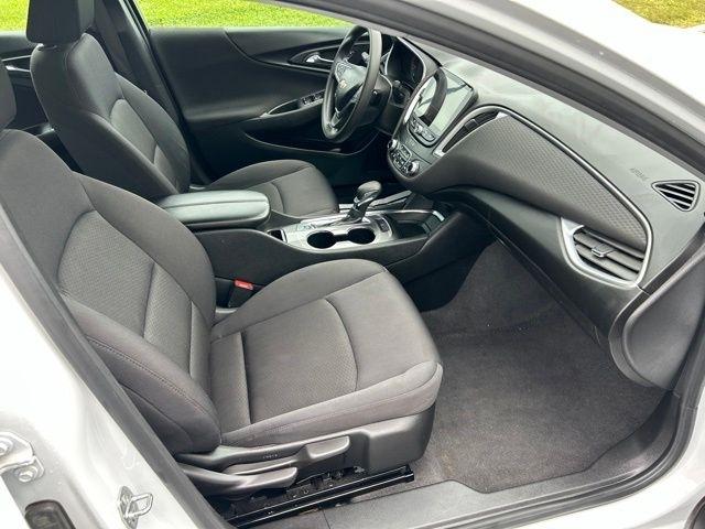 Chevrolet Malibu  2023