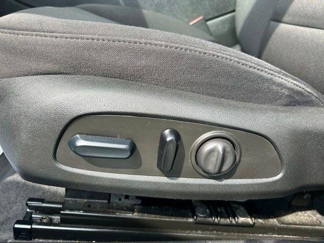 Chevrolet Malibu  2023