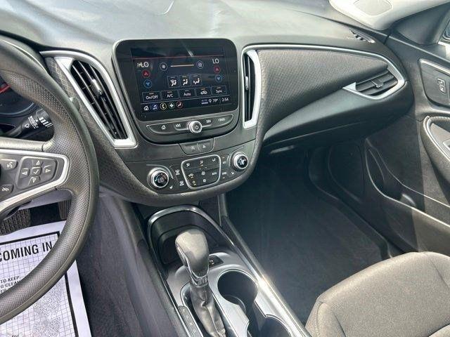 Chevrolet Malibu  2023
