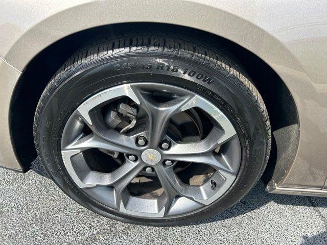 Chevrolet Malibu  2023