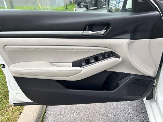 Nissan Altima 2.5 SV 2023