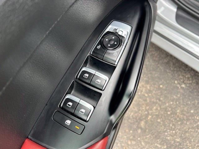 Kia K5  2023