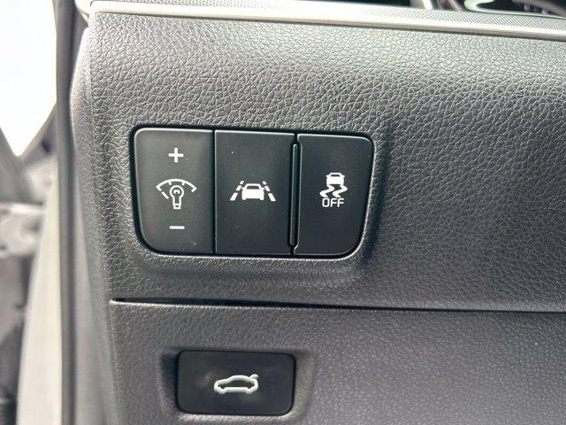 Kia K5  2023