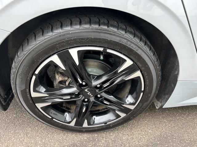 Kia K5  2023