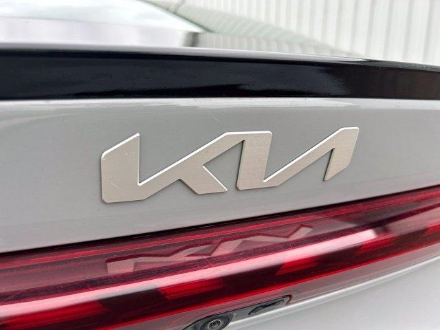 Kia K5  2023