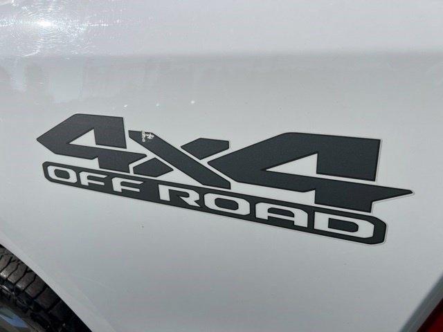 RAM 1500 Big Horn Crew Cab SWB 4WD 2023