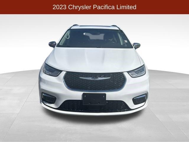 Chrysler Pacifica Limited FWD 2023