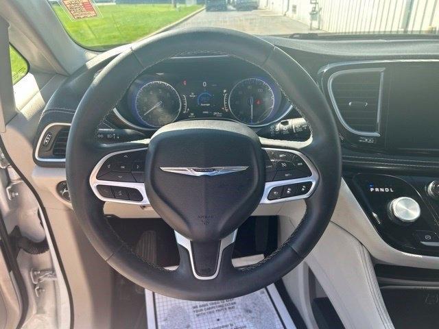 Chrysler Pacifica Limited FWD 2023