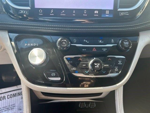 Chrysler Pacifica Limited FWD 2023