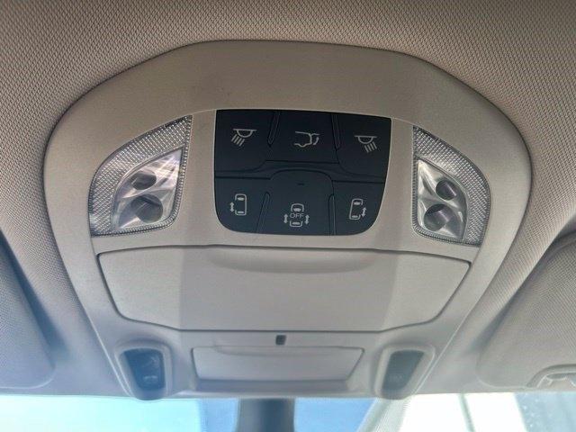Chrysler Pacifica Limited FWD 2023