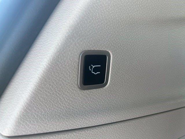 Chrysler Pacifica Limited FWD 2023