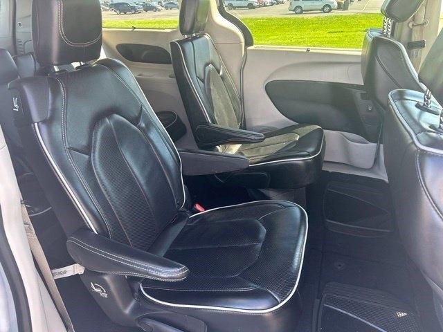 Chrysler Pacifica Limited FWD 2023