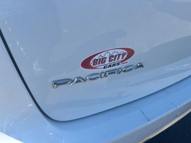 Chrysler Pacifica Limited FWD 2023