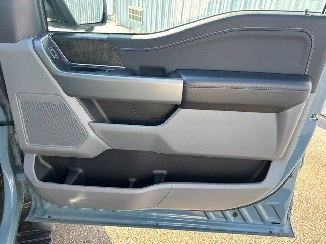 Ford F-150 Lariat SuperCrew 5.5-ft. Bed 4WD 2023