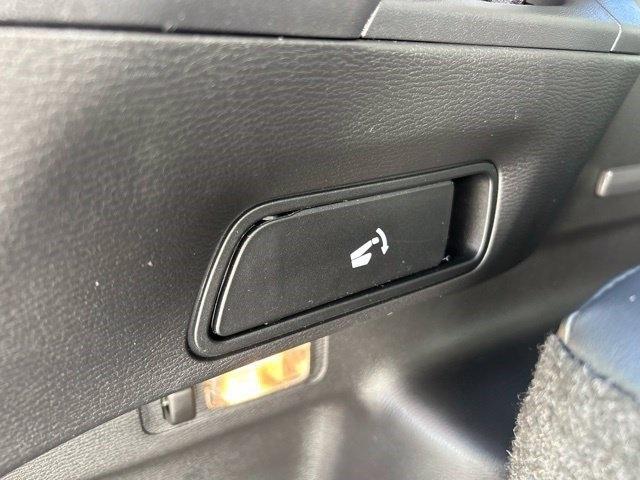 Mitsubishi Outlander SE 2WD 2023