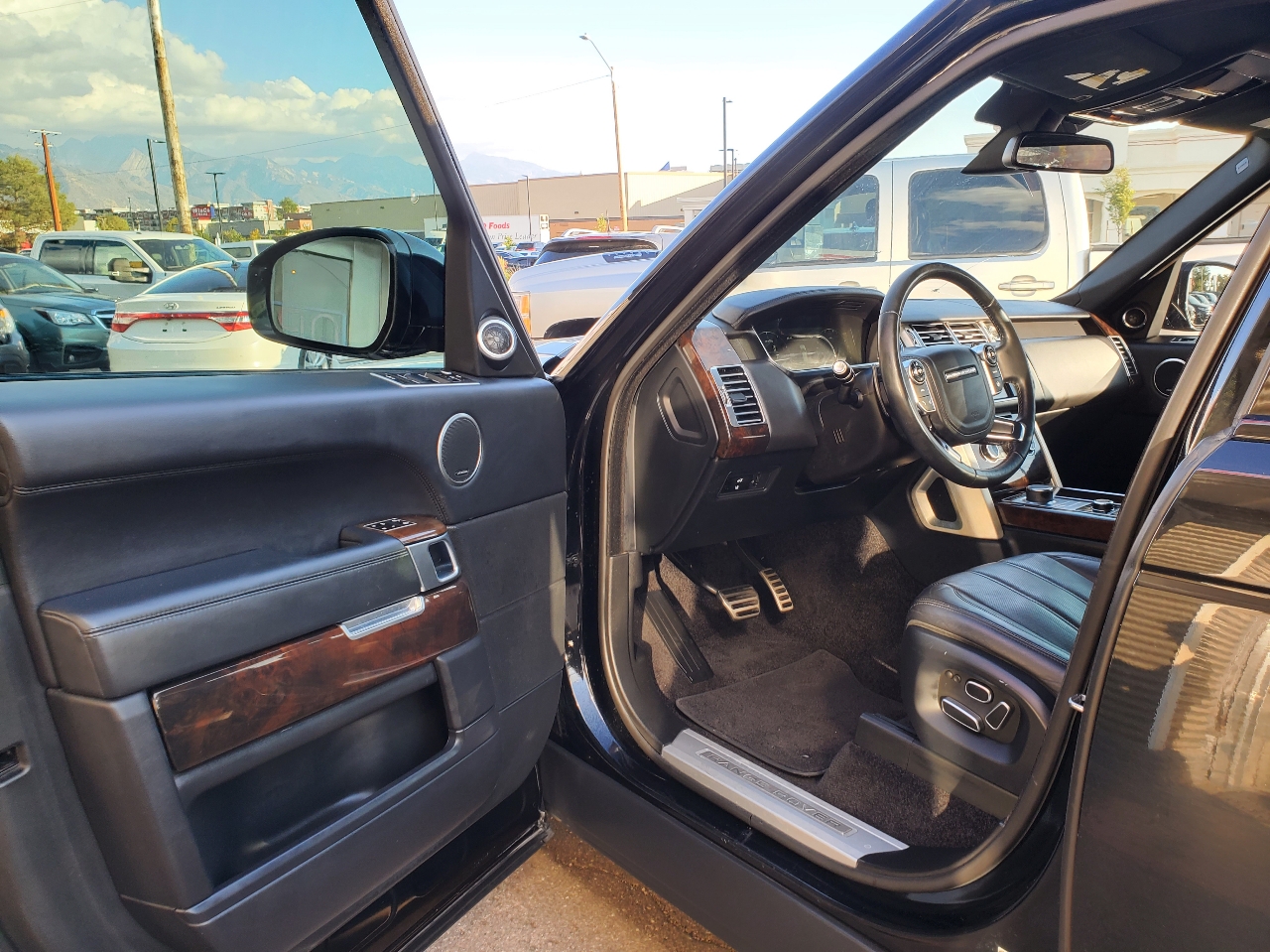 2014 Land Rover Range Rover Supercharged LWB photo 6