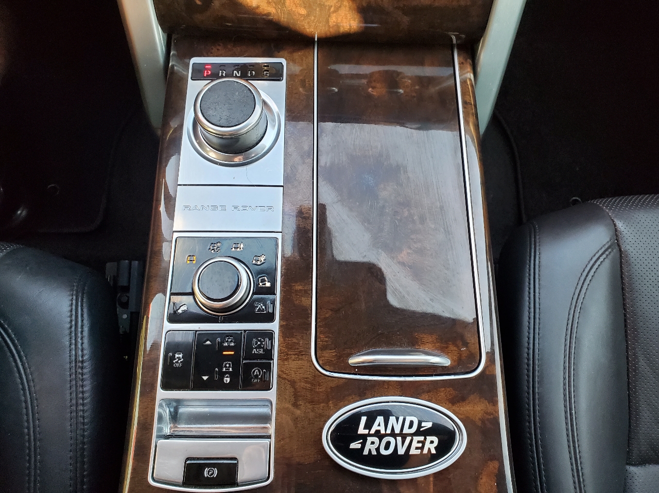 2014 Land Rover Range Rover Supercharged LWB photo 15