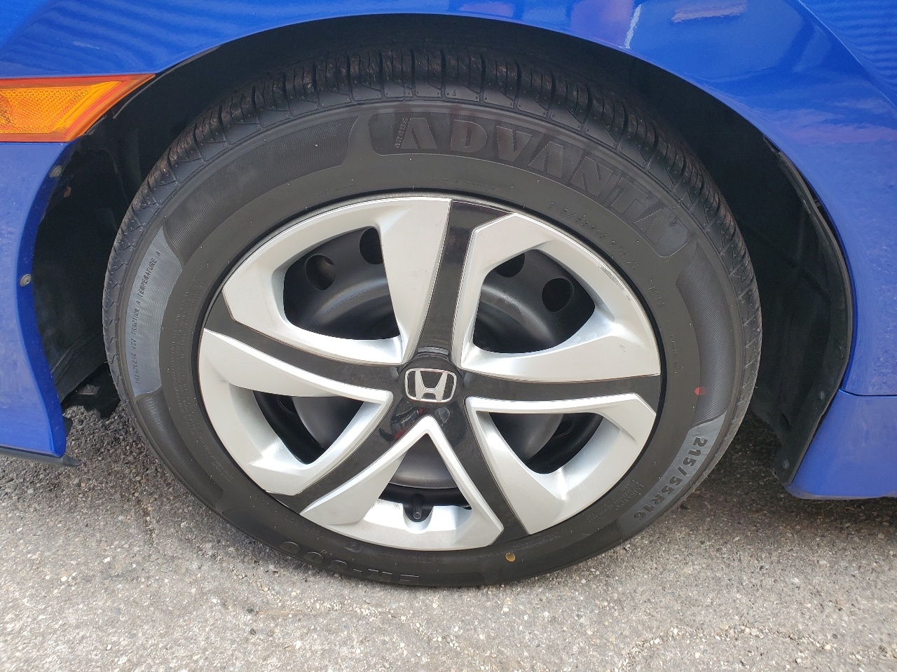 2018 Honda Civic LX photo 4