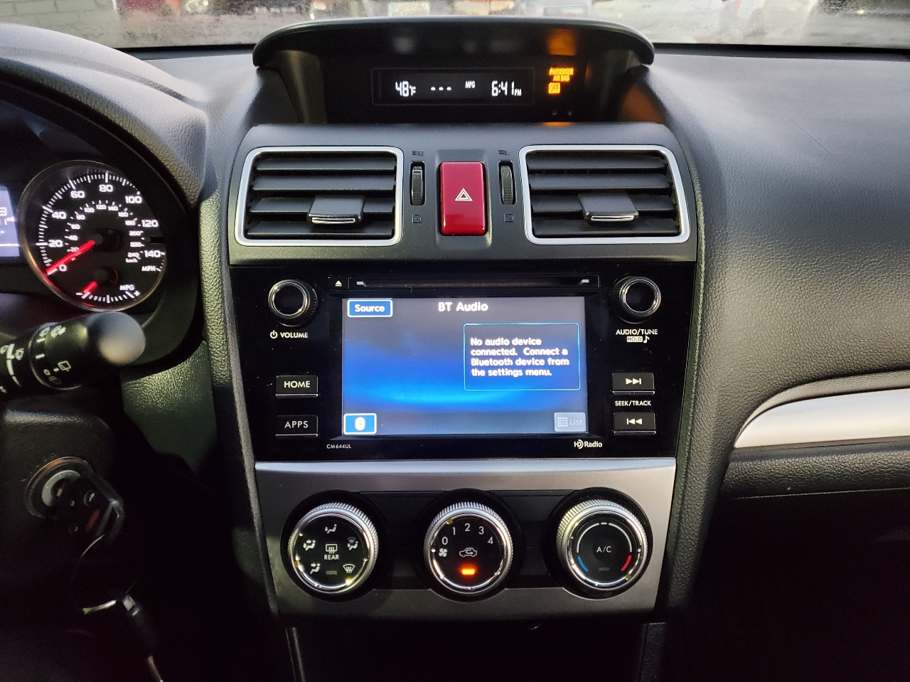 Subaru XV Crosstrek 5dr CVT 2.0i Premium 2015 Subaru XV Crosstrek 5dr CVT 2.0i Premium 2015