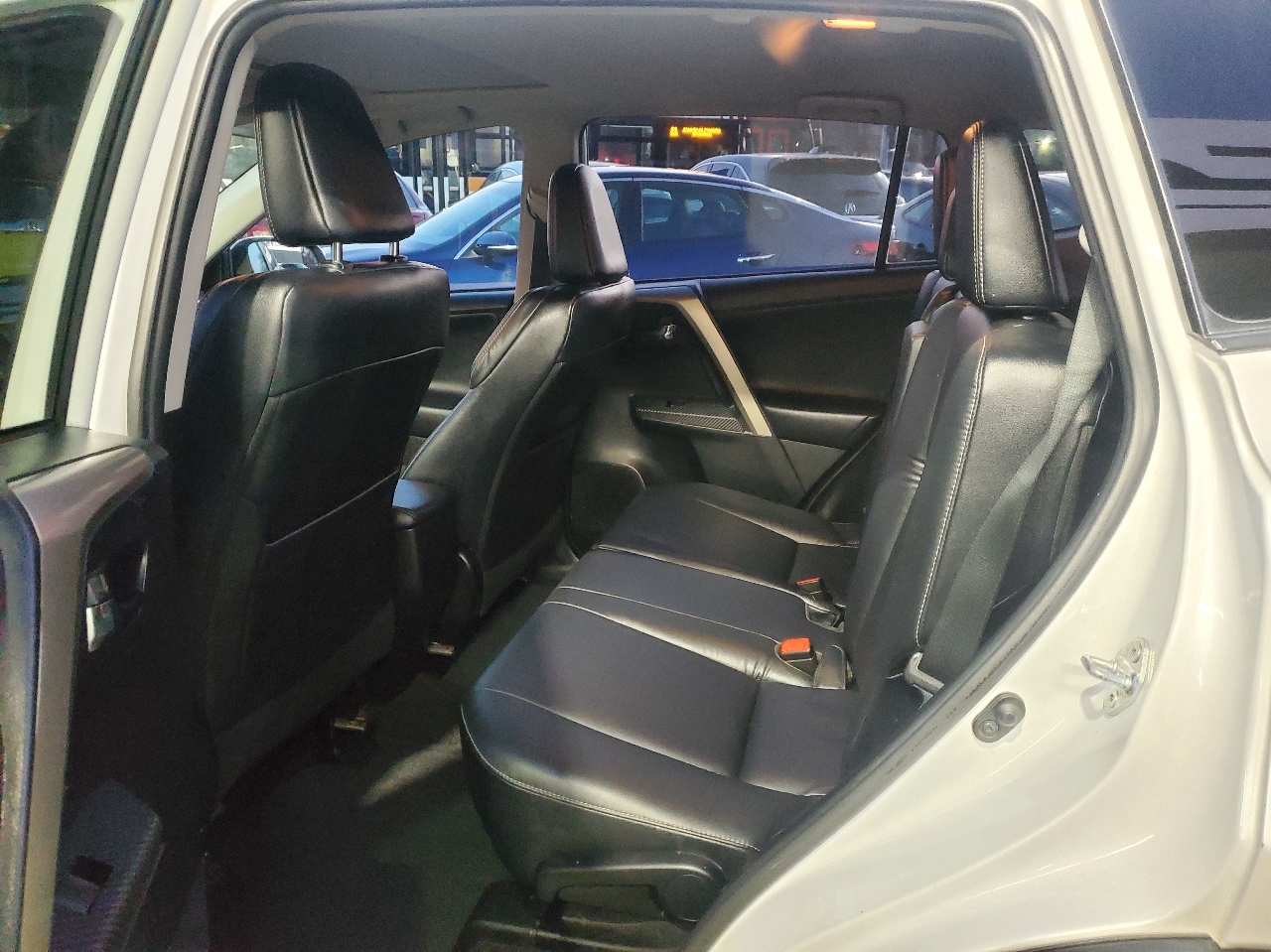 Toyota RAV4 AWD 4dr Limited (Natl) 2014