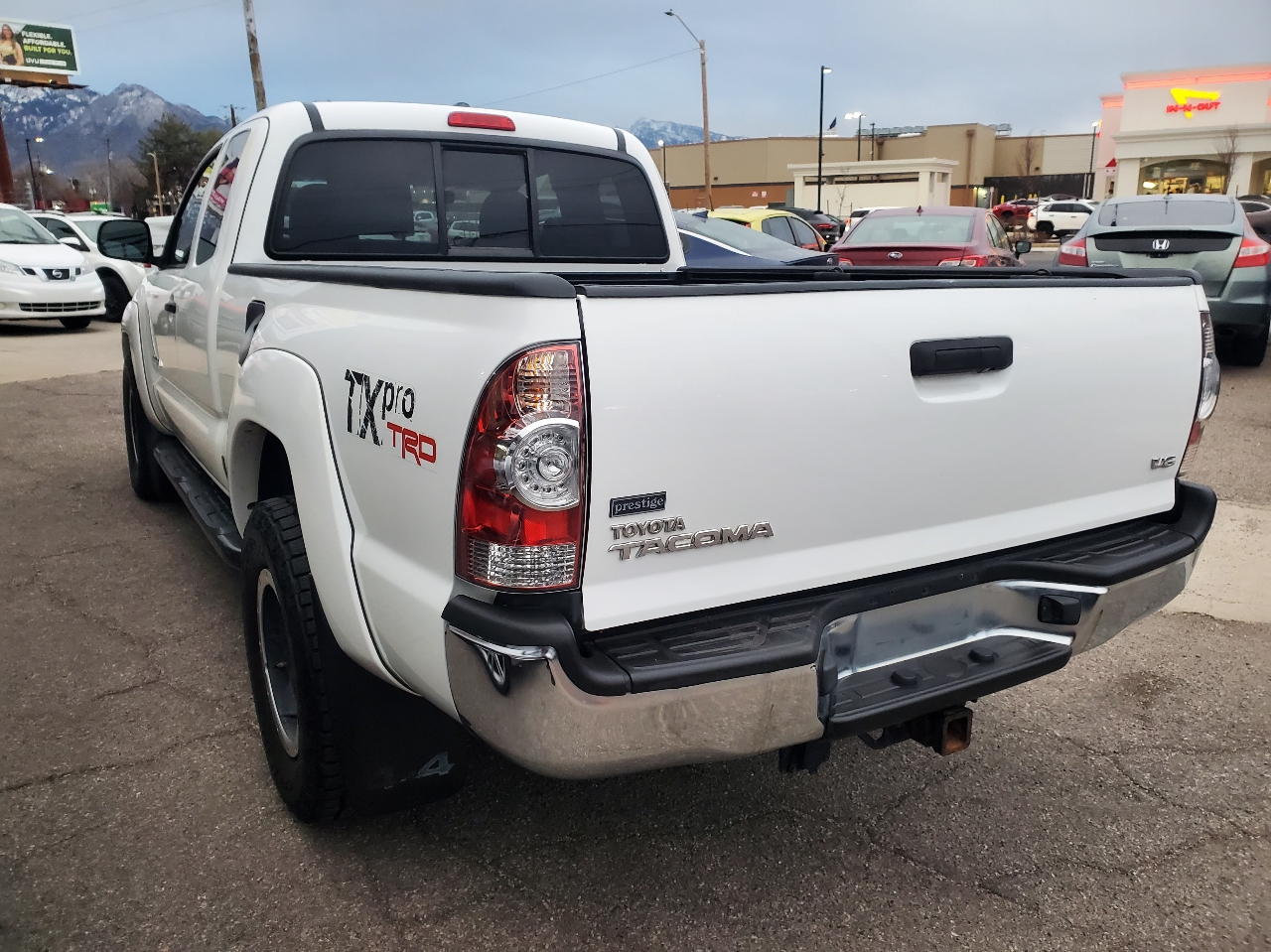 Toyota Tacoma 4WD Access V6 MT (Natl) 2011