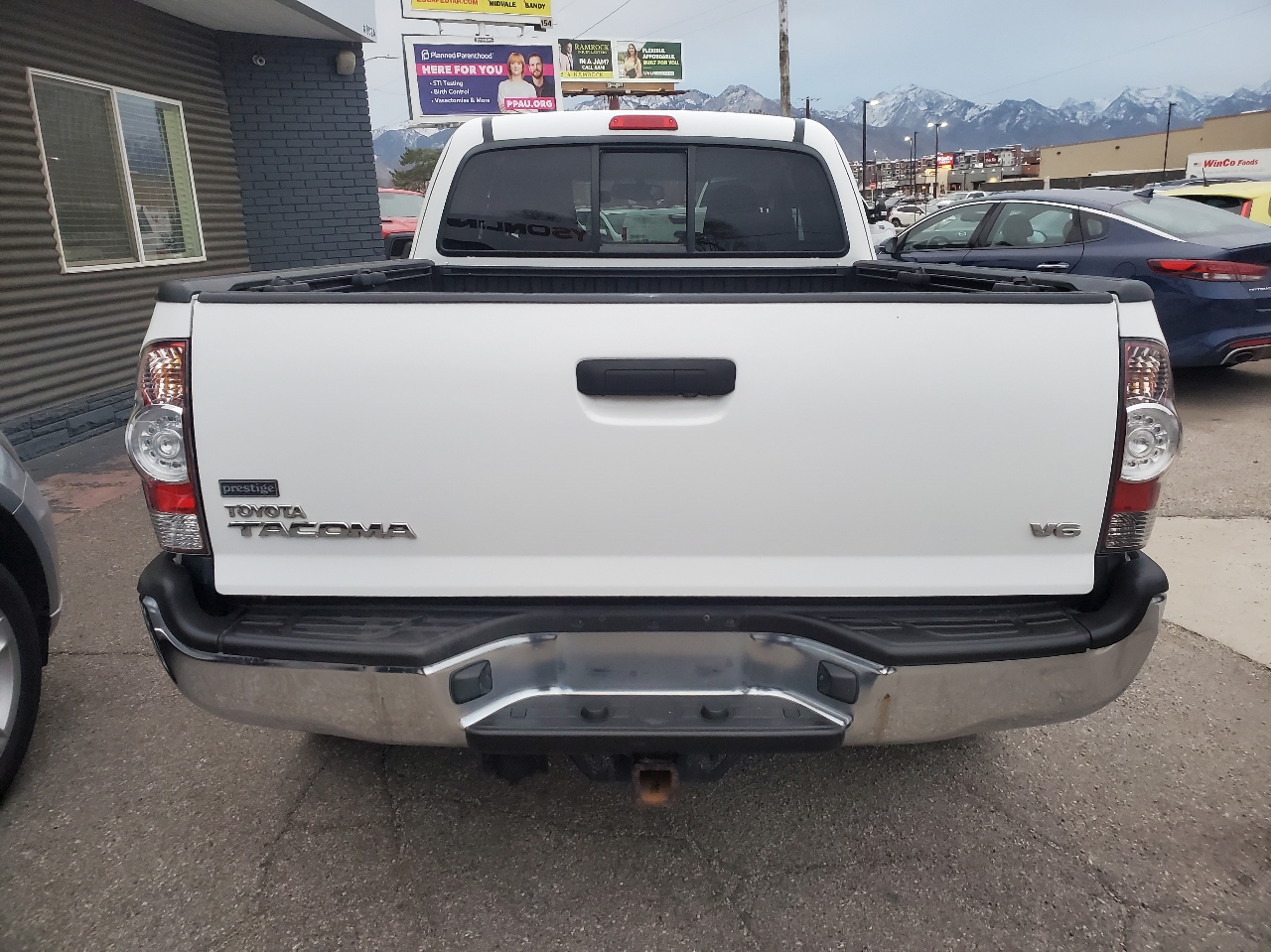 Toyota Tacoma 4WD Access V6 MT (Natl) 2011