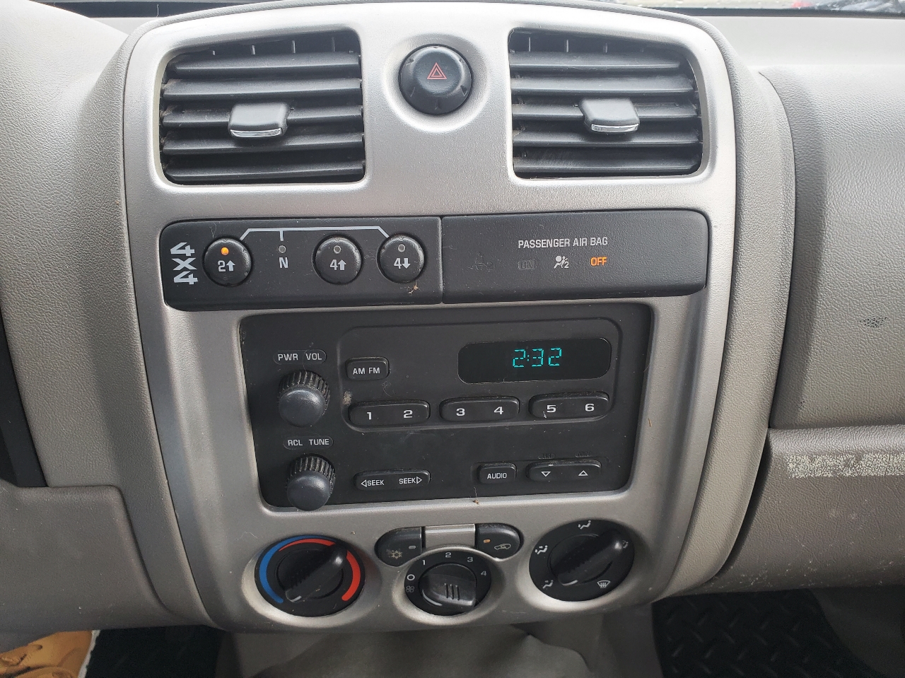 GMC Canyon 4WD Ext Cab 125.9" Work Truck 2007