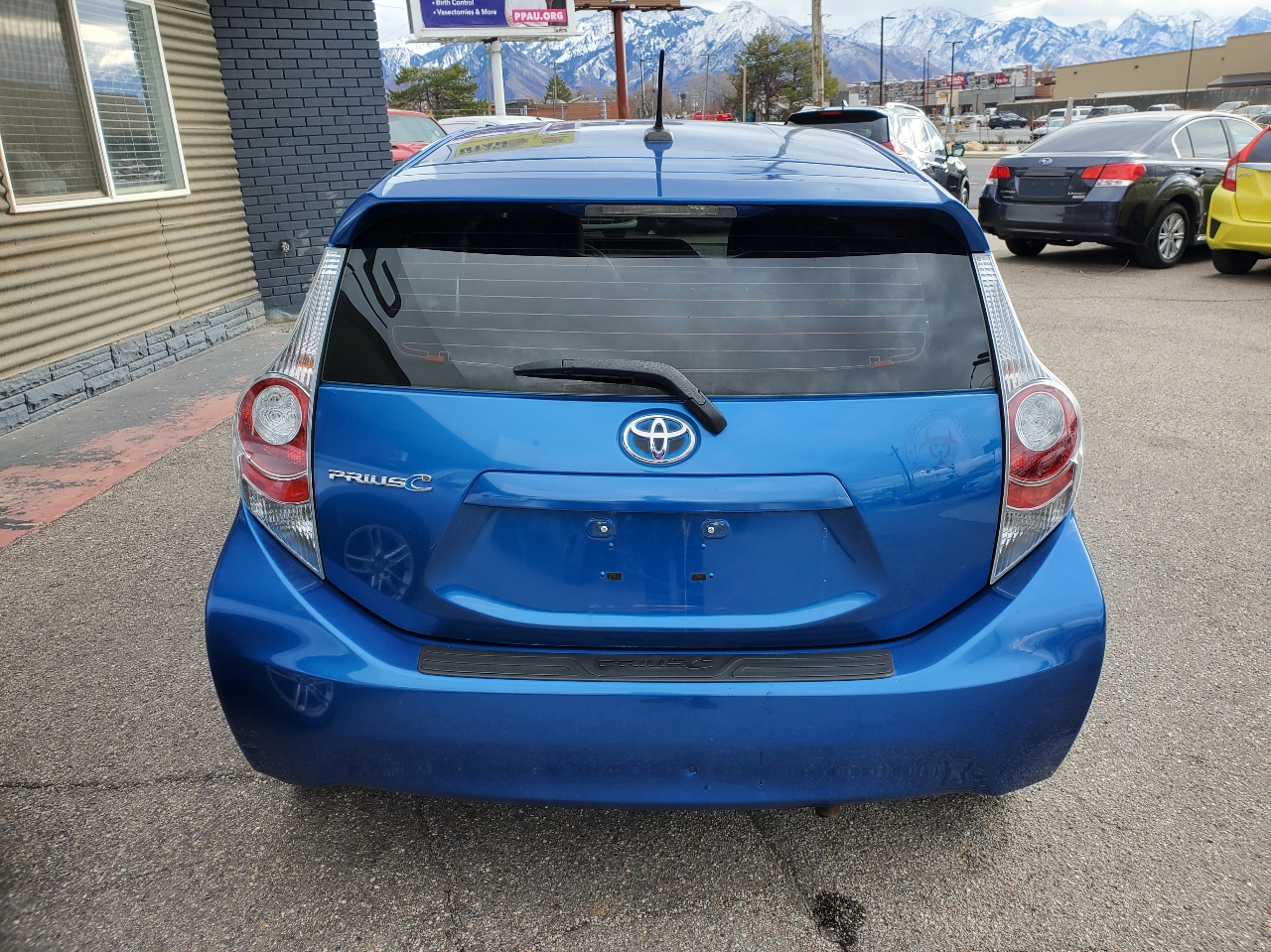 Toyota Prius c 5dr HB Four (Natl) 2012
