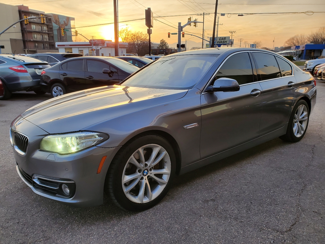 BMW 5 Series 4dr Sdn 535i xDrive AWD 2015
