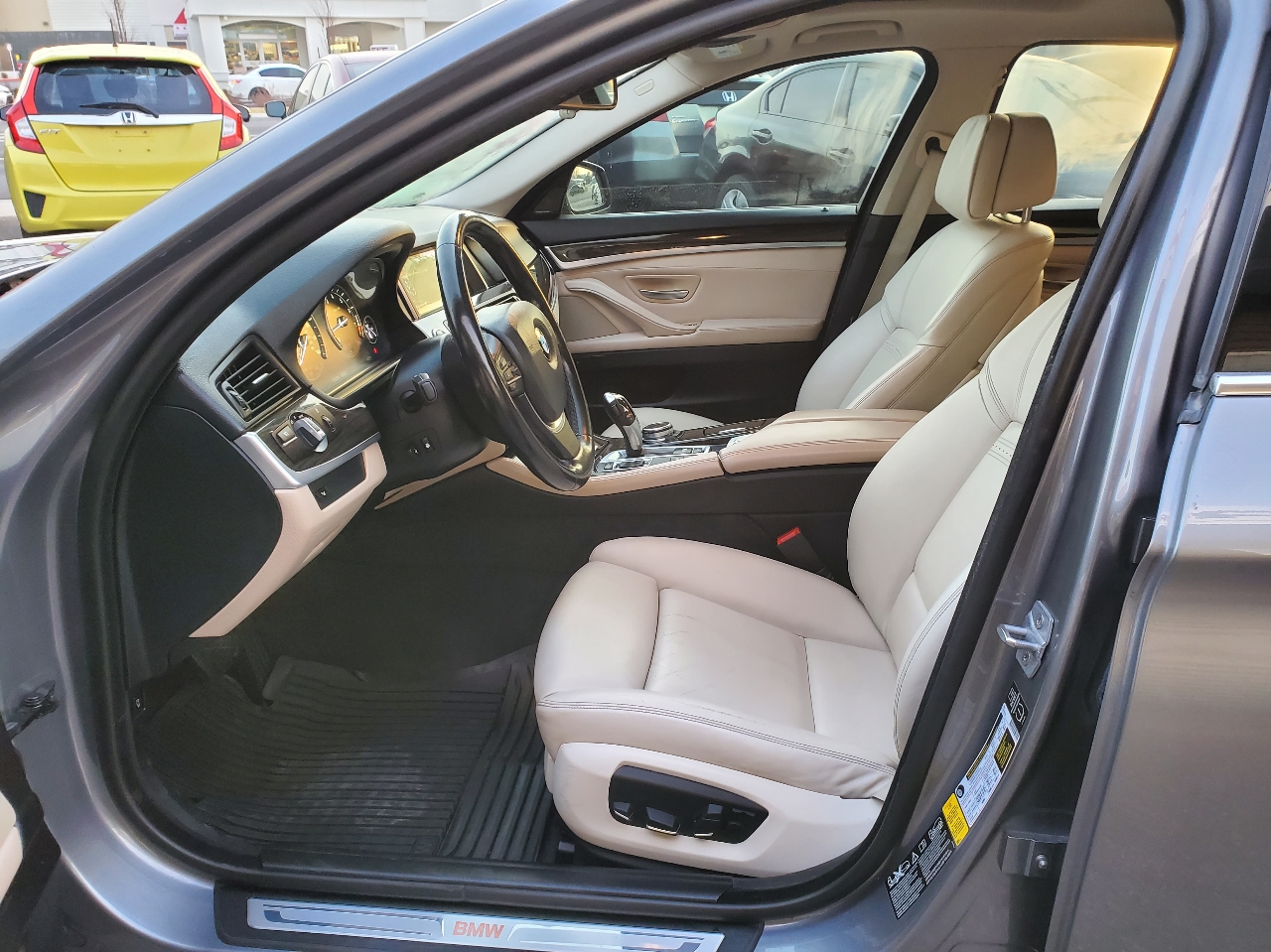 BMW 5 Series 4dr Sdn 535i xDrive AWD 2015