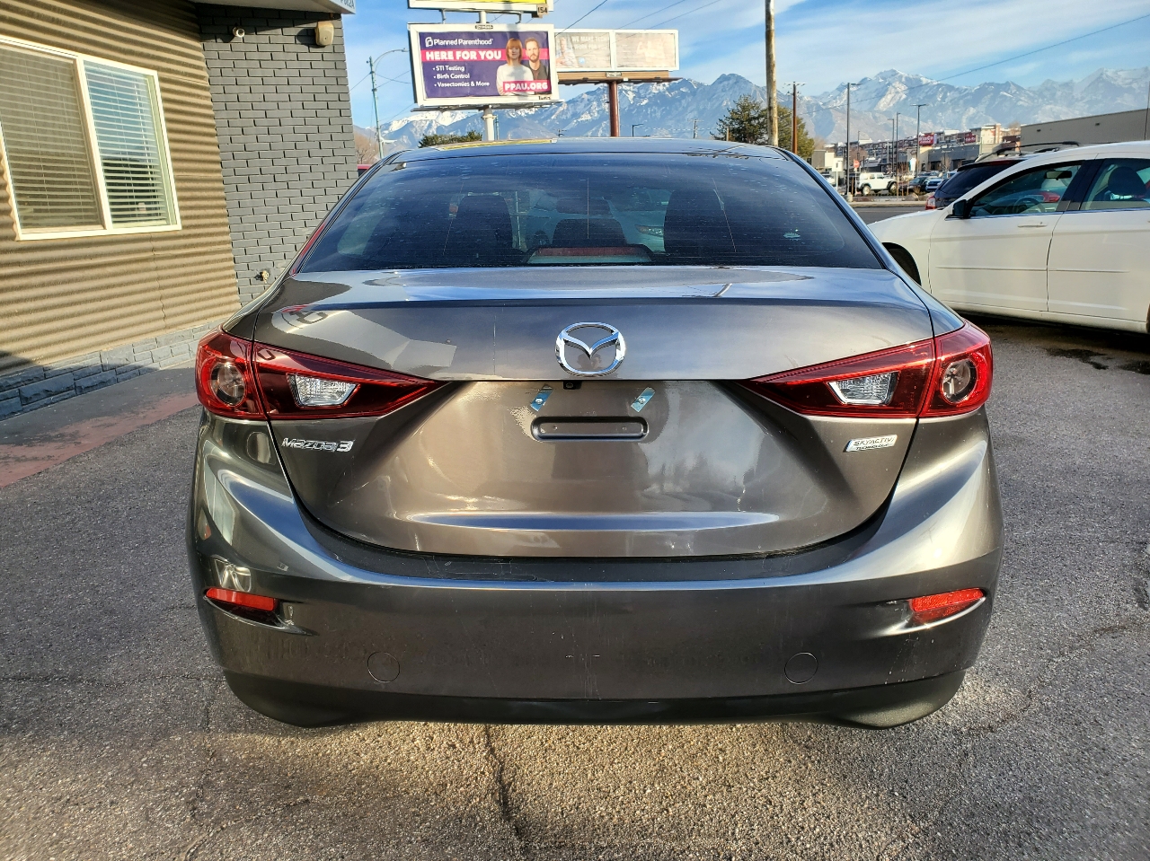 Mazda Mazda3 4-Door Sport Auto 2017