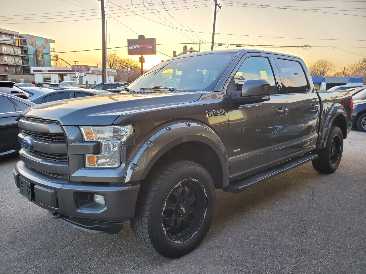 Ford F-150 4WD SuperCrew 145" Lariat 2015