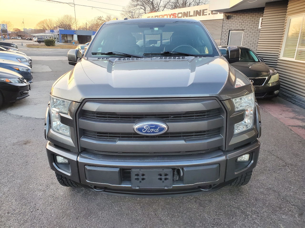 Ford F-150 4WD SuperCrew 145" Lariat 2015
