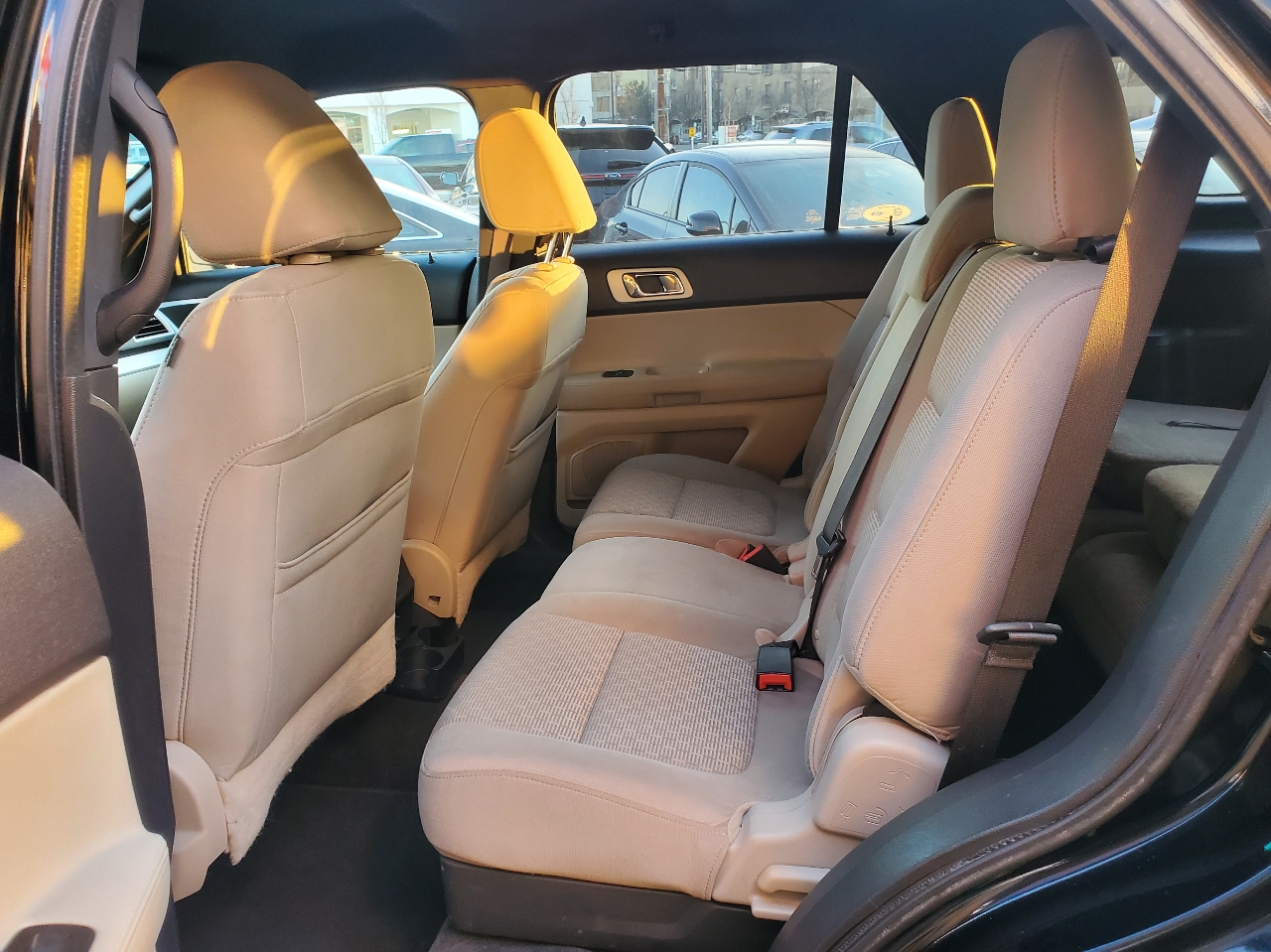 Ford Explorer 4WD 4dr XLT 2012