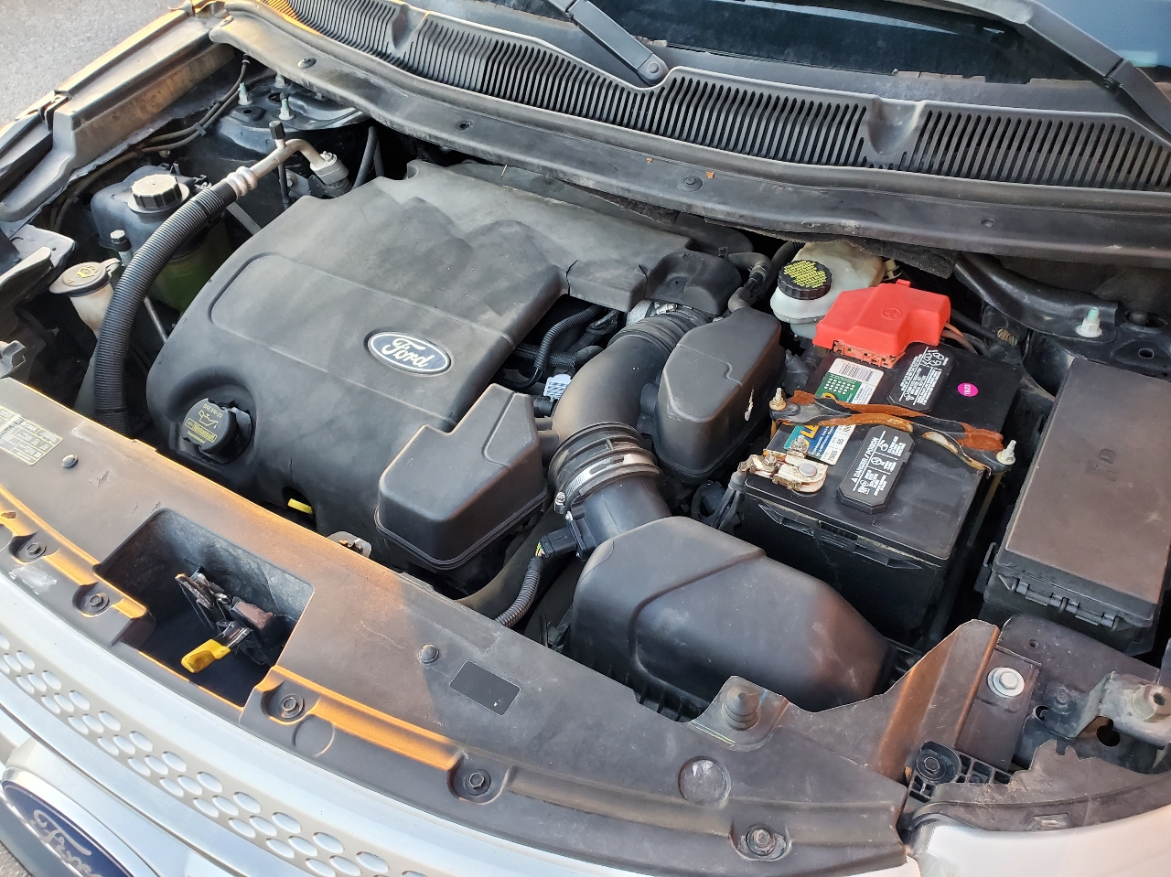 Ford Explorer 4WD 4dr XLT 2012