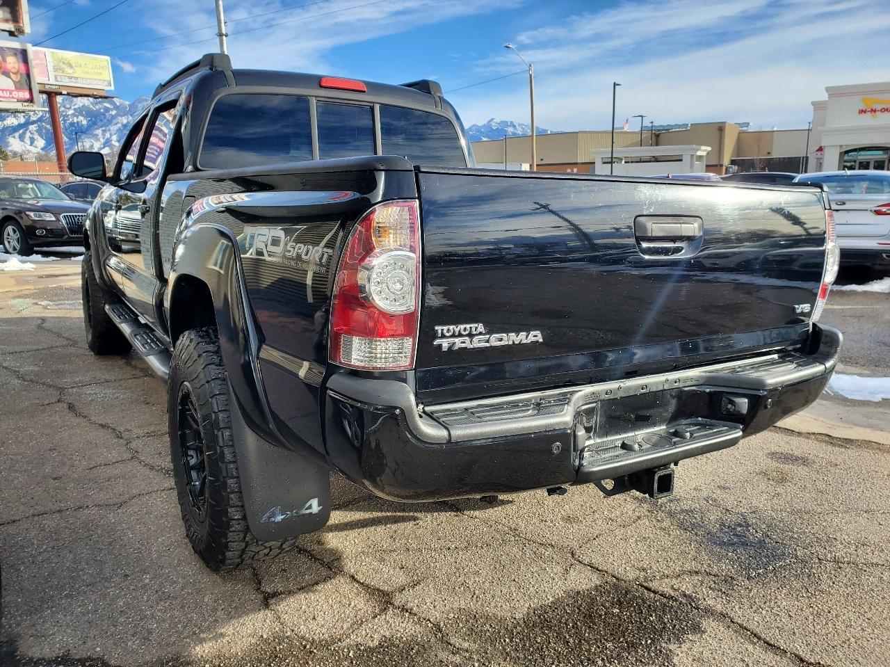 Toyota Tacoma 4WD Double Cab LB V6 AT (Natl) 2014