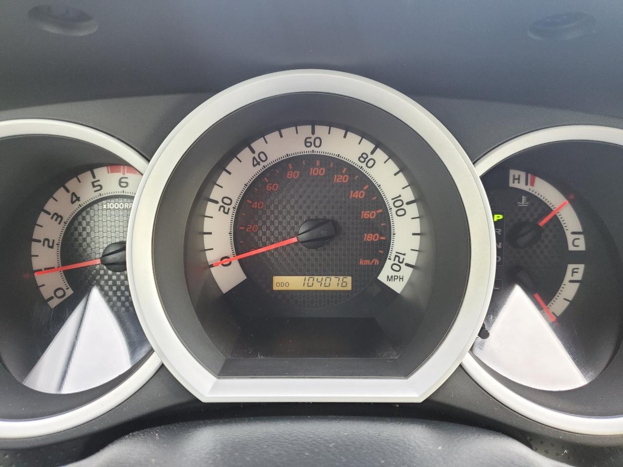 Toyota Tacoma 4WD Double Cab LB V6 AT (Natl) 2014