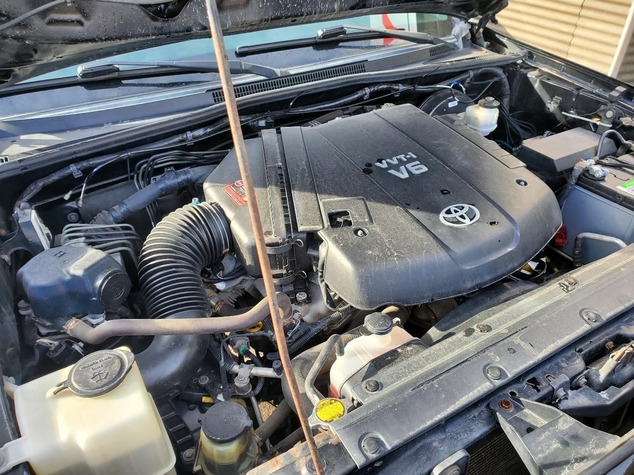 Toyota Tacoma 4WD Double Cab LB V6 AT (Natl) 2014