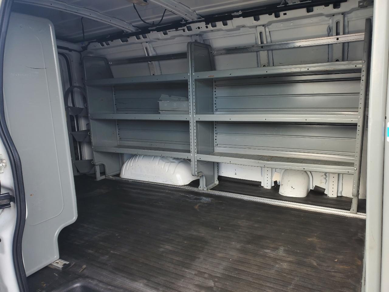 Chevrolet Express Cargo Van RWD 2500 135" 2017