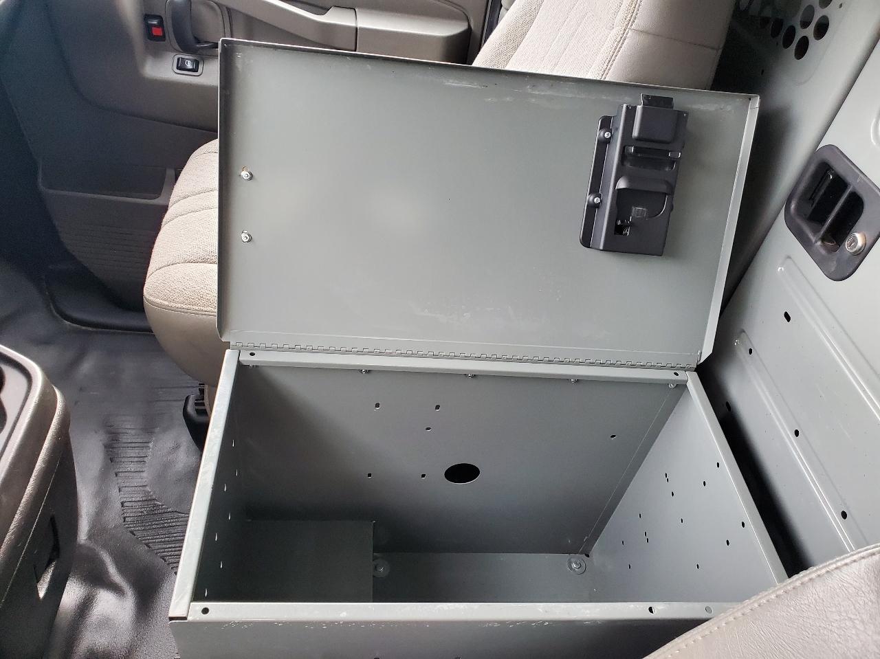 Chevrolet Express Cargo Van RWD 2500 135" 2017