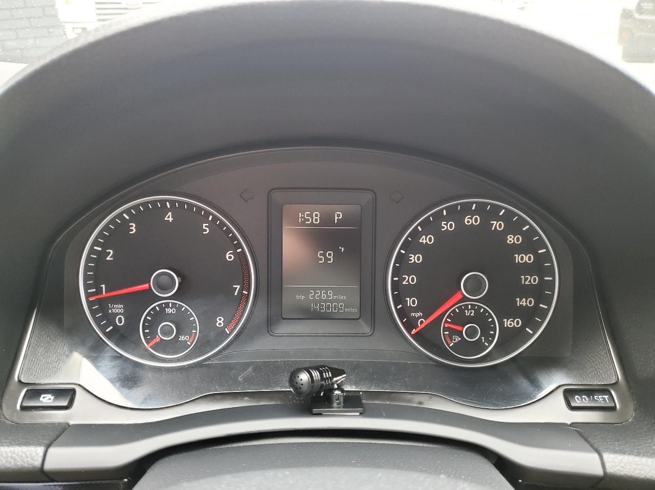 Volkswagen Jetta Sedan 4dr Auto Limited 2010