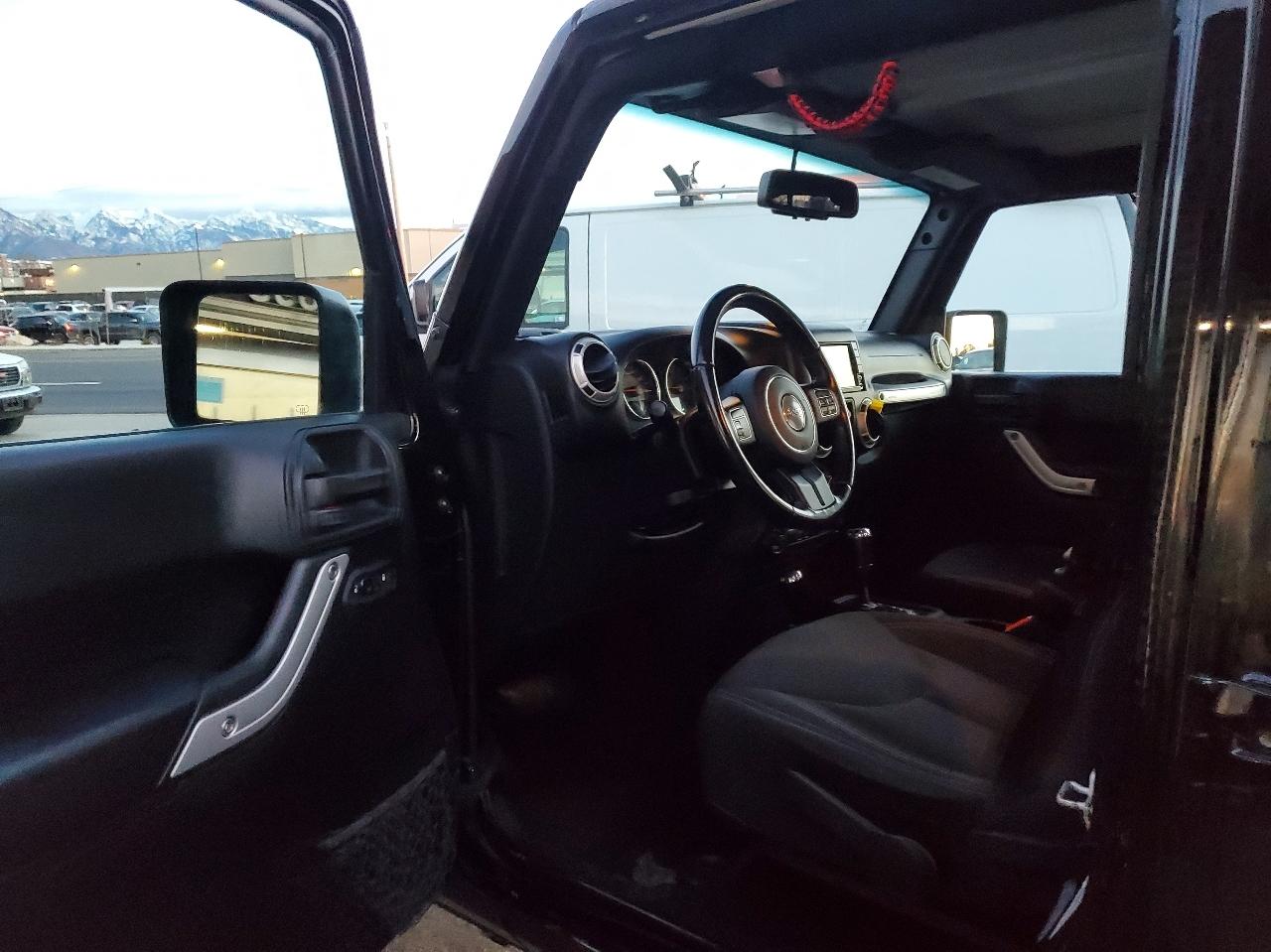 Jeep Wrangler Sahara  2018