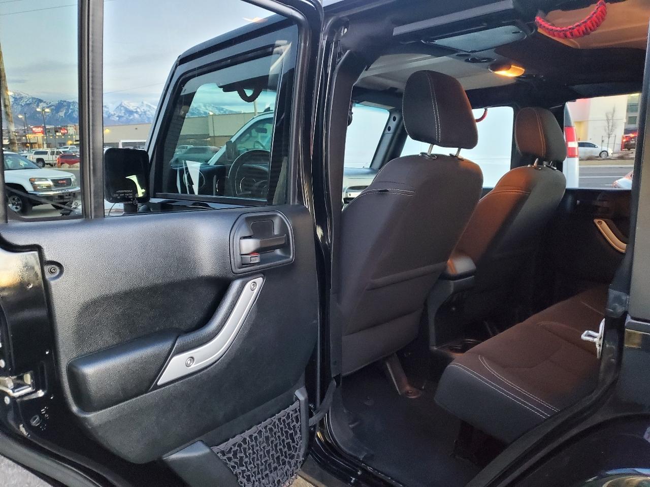 Jeep Wrangler Sahara  2018