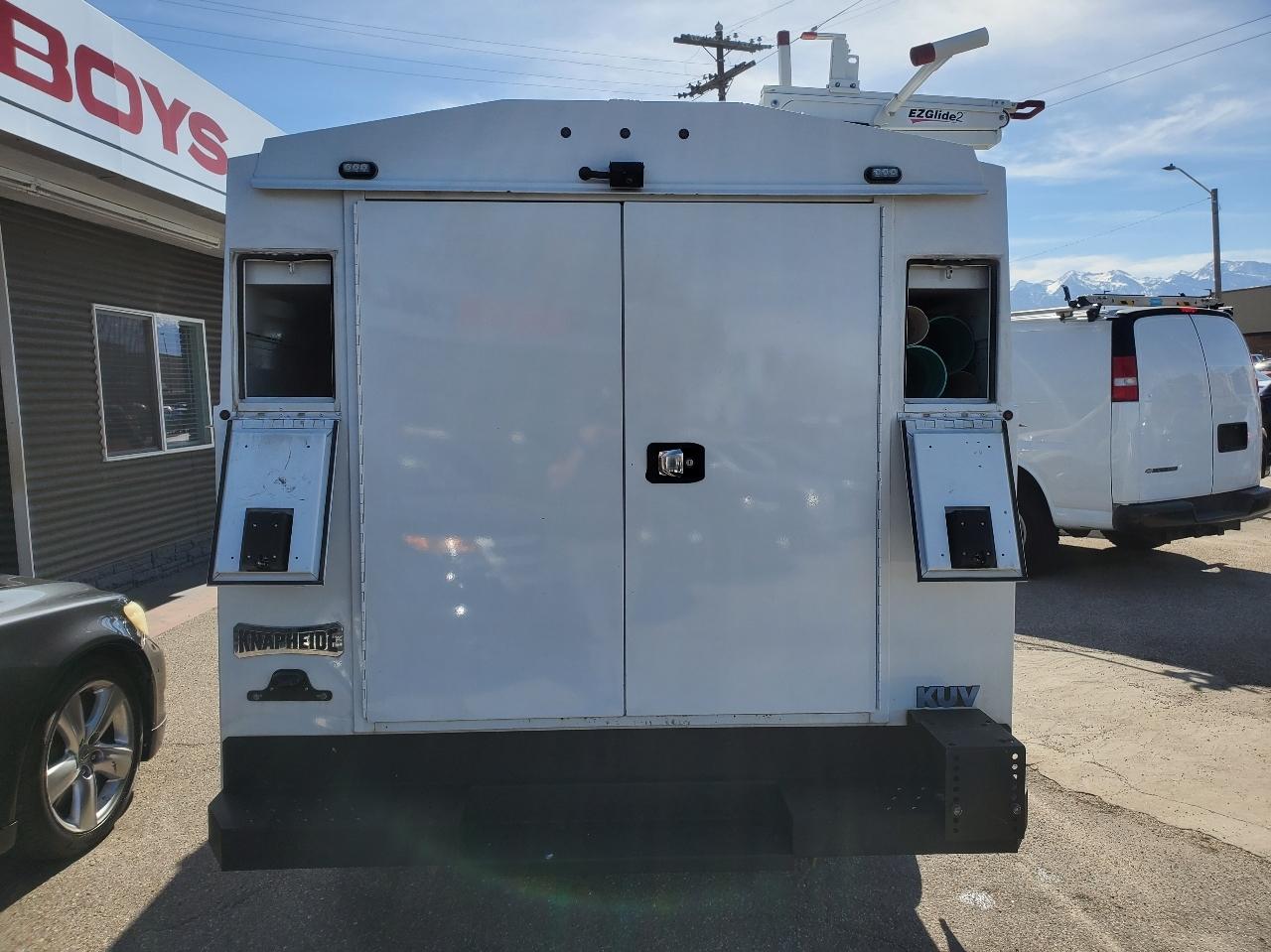 Ford Transit Cutaway T-350 RWD DRW 138" WB 9950 GVWR 2020