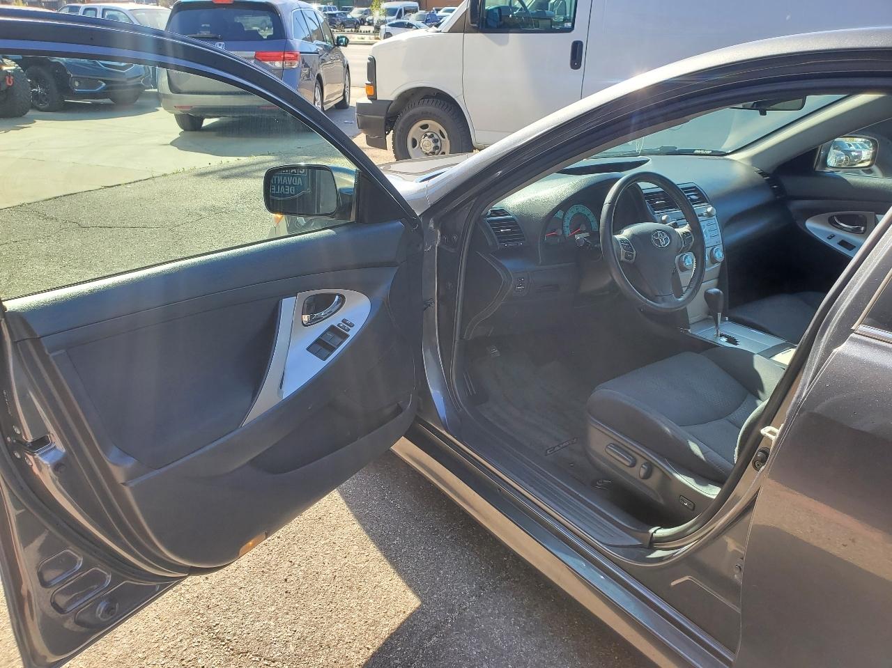 Toyota Camry 4dr Sdn V6 Auto XLE (Natl) 2007