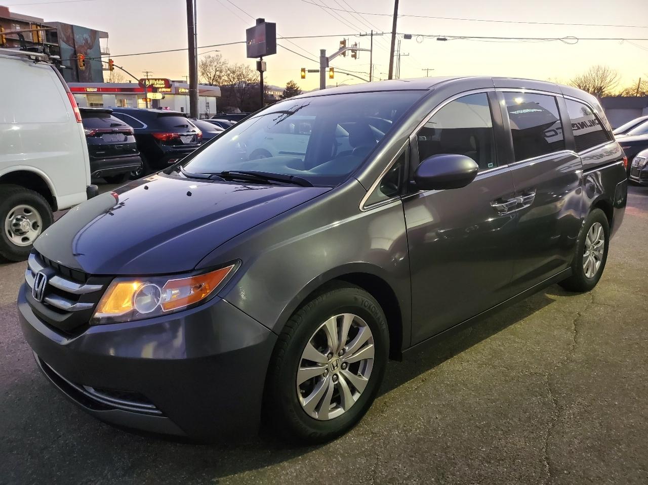 Honda Odyssey 5dr SE 2016