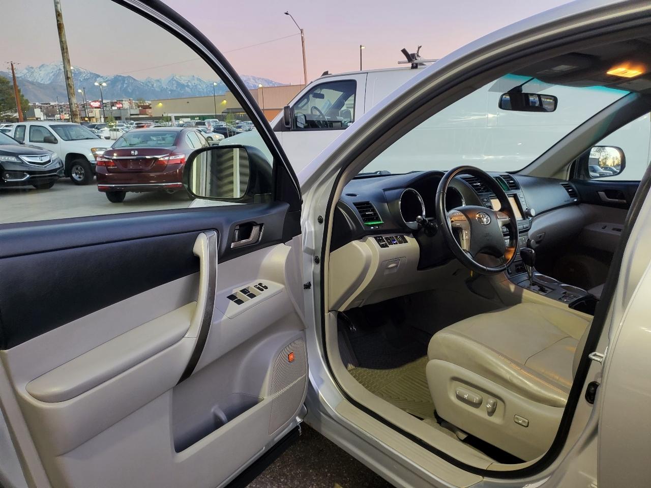 Toyota Highlander 4WD 4dr Sport (Natl) 2008