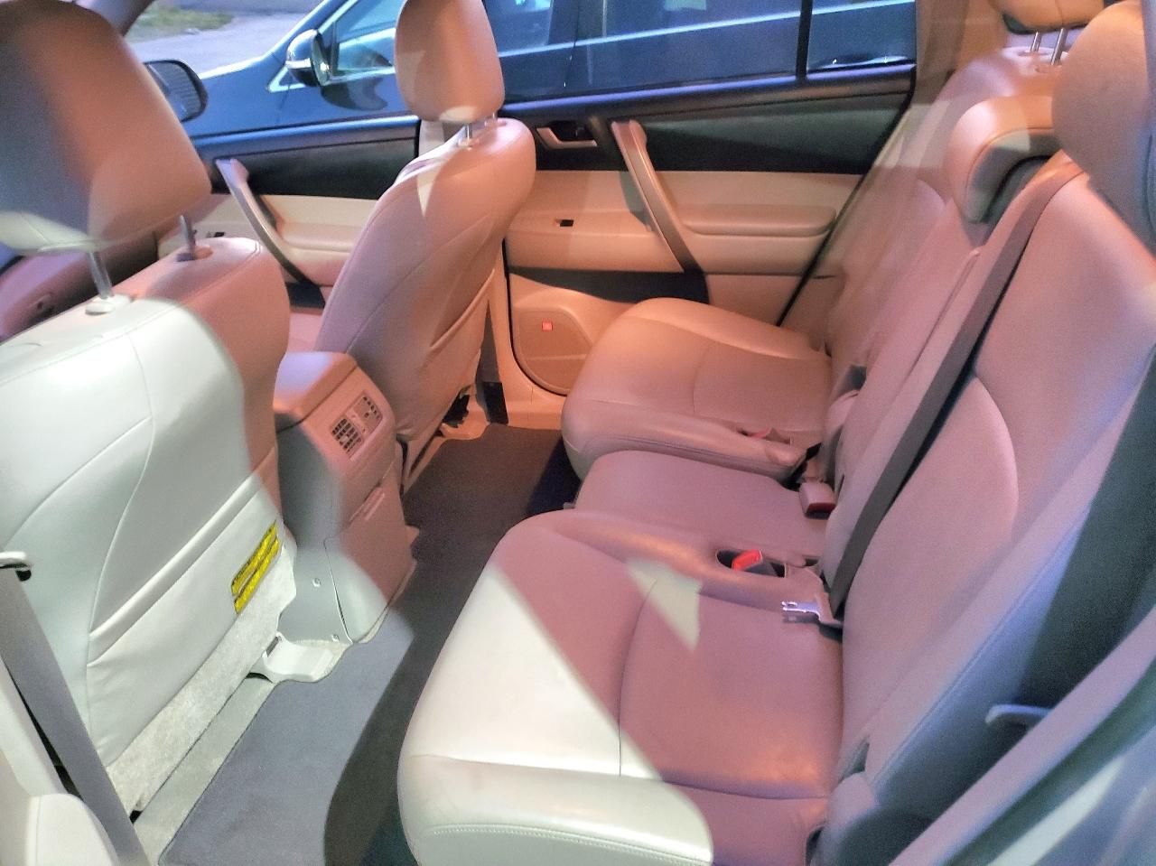 Toyota Highlander 4WD 4dr Sport (Natl) 2008